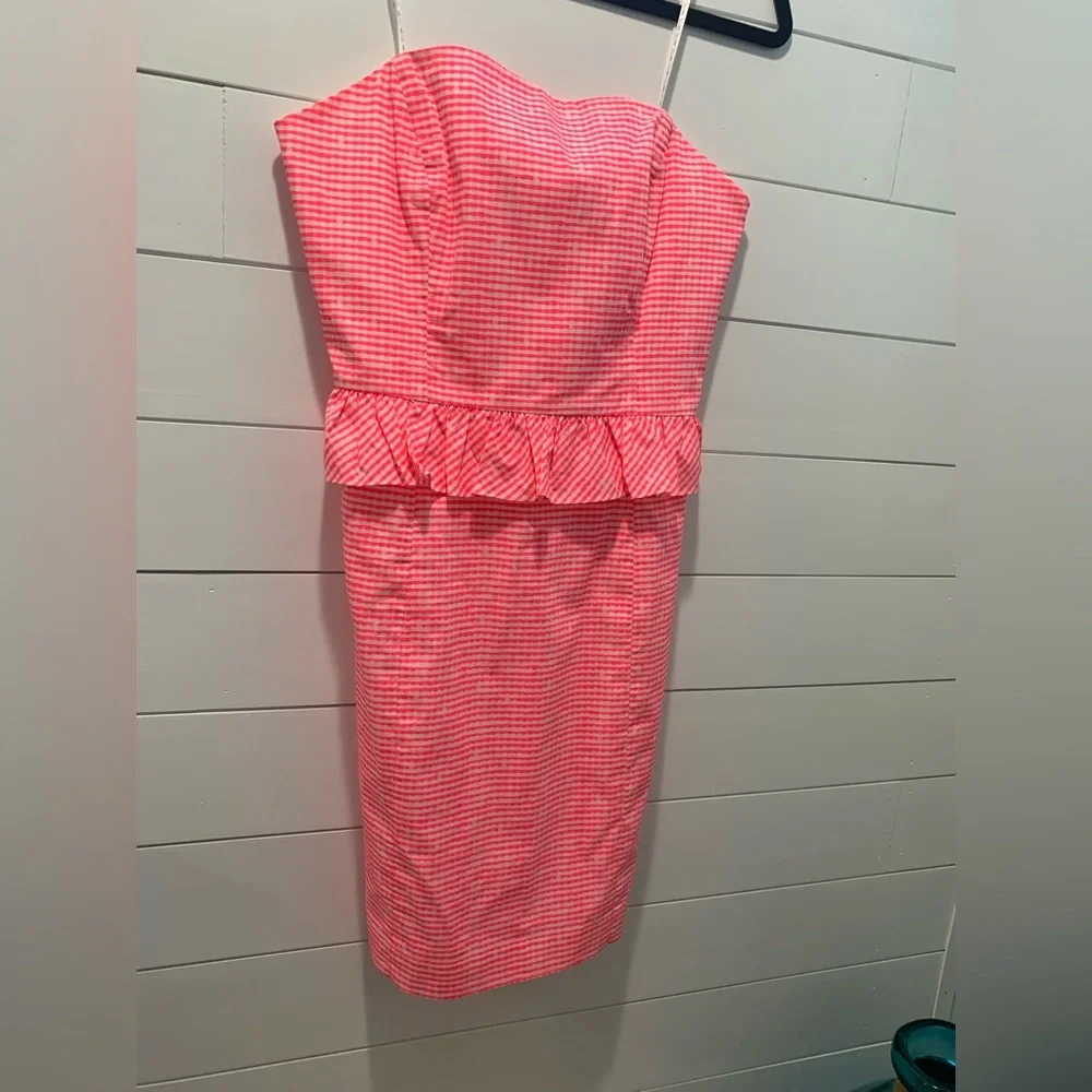 Lilly Pulitzer, size 8 hot pink gingham pencil dress, with cute ruffle detail. - Picture 10 of 12